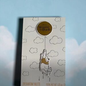 Disney Winnie the Pooh Eyeshadow Palette